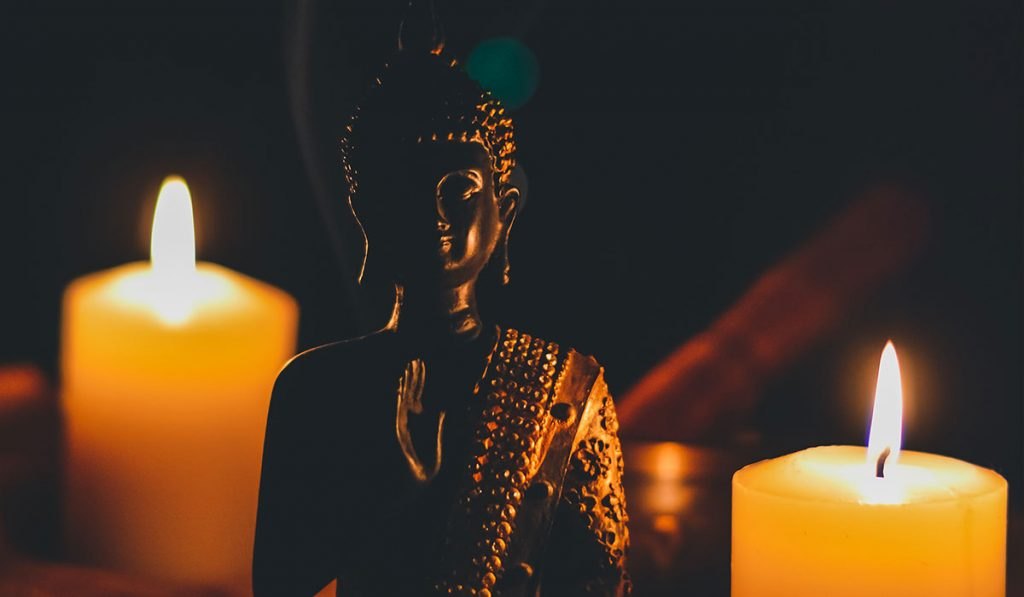 Using the law of vibration / attraction